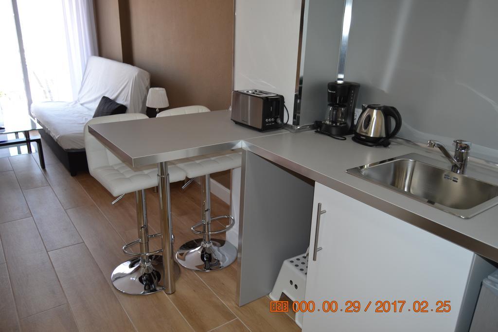 Hercules Apartment بينالماذينا المظهر الخارجي الصورة